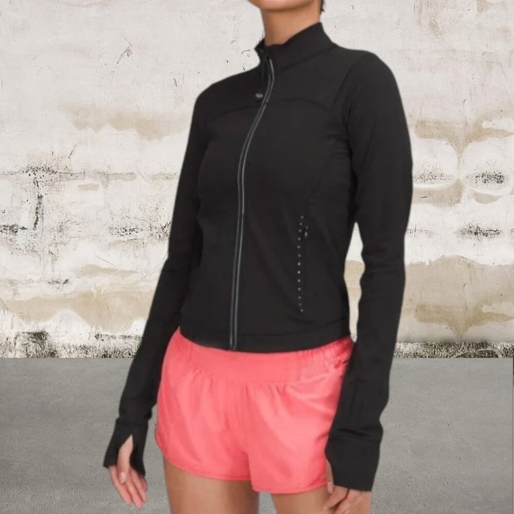 Lululemon NWT Lightweight UVP Run Jacket Black Size 2